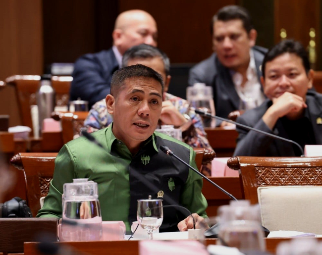 Deng Ical Desak Pemerintah Berperan Aktif untuk Penghentian Serangan AS ke Iran menanggapi serang Amerika Serikat ke Iran