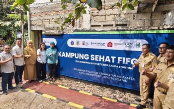 Untuk meningkatkan kualitas kesehatan masyarakat FIFGROUP perluas manfaat Kampung Sehat melalui sanitasi layak dan pencegahan stunting