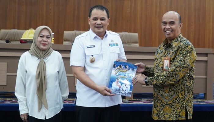 LAN RI Serahkan Grand Desain Pengembangan ASN Maros Hingga 2030