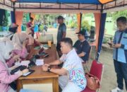 Dinas Pemuda dan Olahraga atau Dispora Sinjai gelar senam bersama memeriahkan peringatan Hari Olahraga Nasional (Haornas) 2026