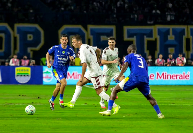 Kecerdikan Taktik, Persib Bungkam PSM di Laga Awal pada laga pertama PSM Makassar vs Persib Bandung BRI Super League 2026-2027