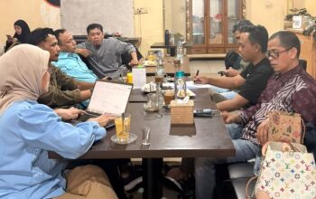 Relawan Jurnal Indonesia atau RJI Pengurus Daerah Sulsel gelar rapat evaluasi program dan mematangkan persiapan Workshop