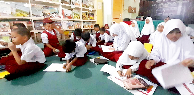 Begini Cara SDN Borong Hidupkan Literasi melalui Pelita atau akronim dari Pekan Literasi Anak yang berlangsung selama sepekan