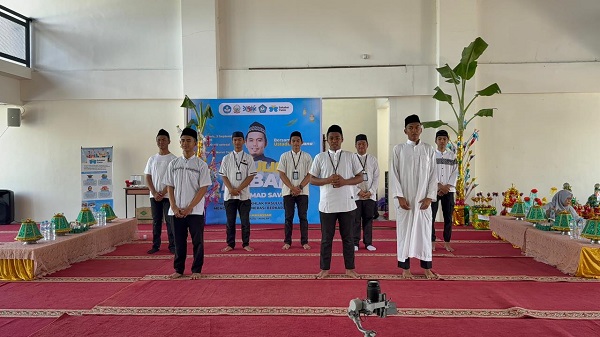 https://makassarchannel.com/dua-penceramah-kondang-hadiri-maulid-nabi-muhammad-saw-di-sman-5-makassar/