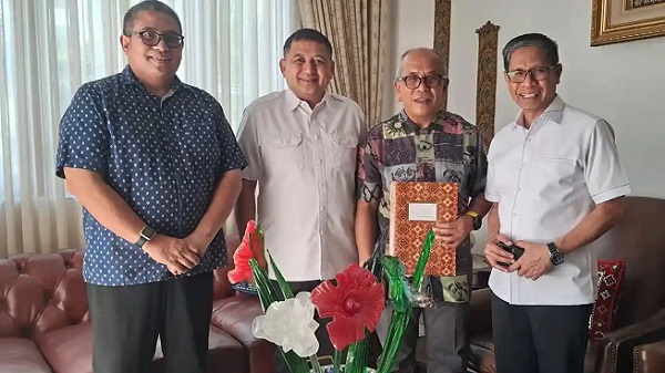 Ketua DPD II Golkar Makassar yang juga Wali Kota Makassar Munafri Arifuddin tinggalkan Golkar
